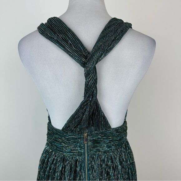 Lulus Metallic Green Ailey Plunge Neckline Open Back Skater Dress Size Small - Picture 8 of 10
